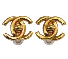 CHANEL coco mark turn lock earrings