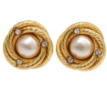 CHANEL fake pearl earrings