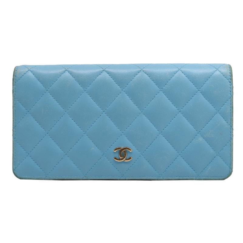 CHANEL Matrasselongwallet