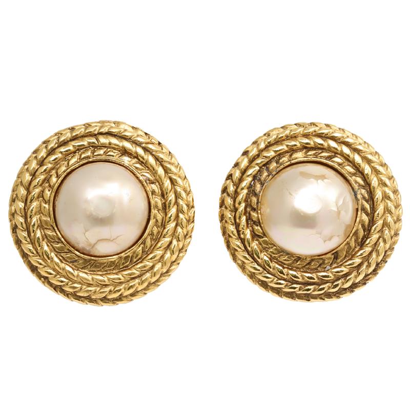 CHANEL fake pearl earrings