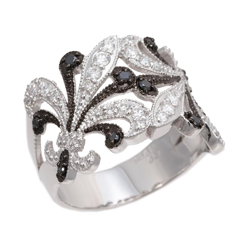 Design ring with K18 diamond