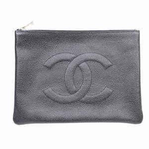 Chanel caviar skin pouch