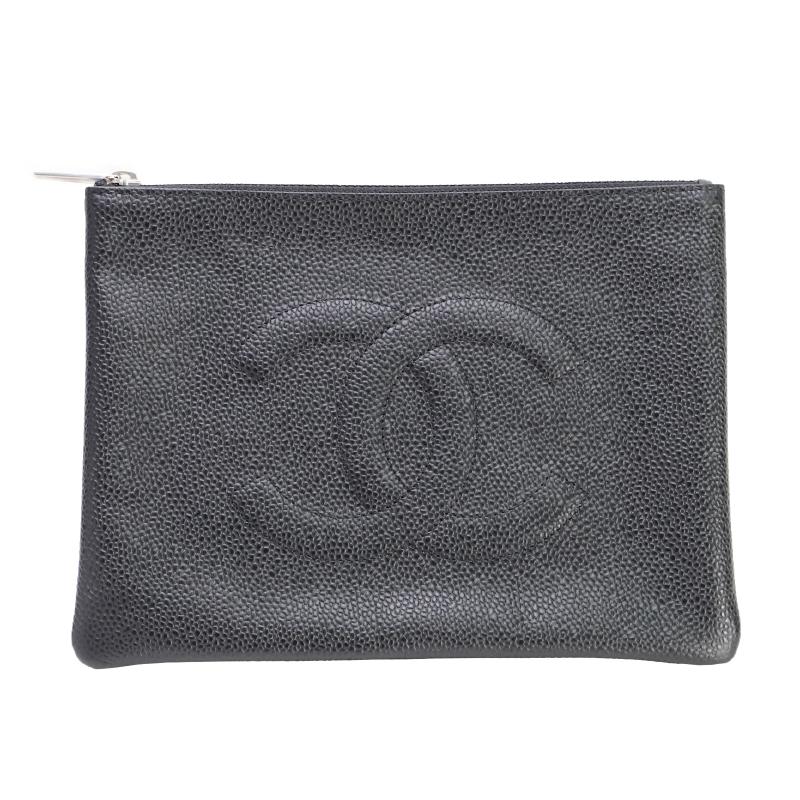 Chanel caviar skin pouch