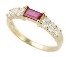 Ruby ring 18K with diamond