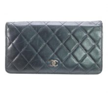 Chanel Matrasse two-fold wallet